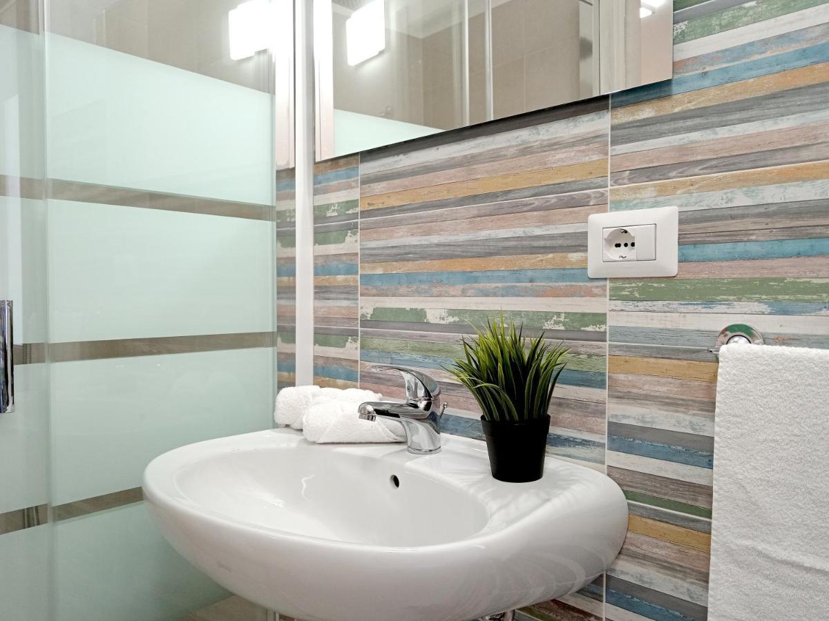 Apartment Monolocali Cavour - Affitti Brevi Italia *